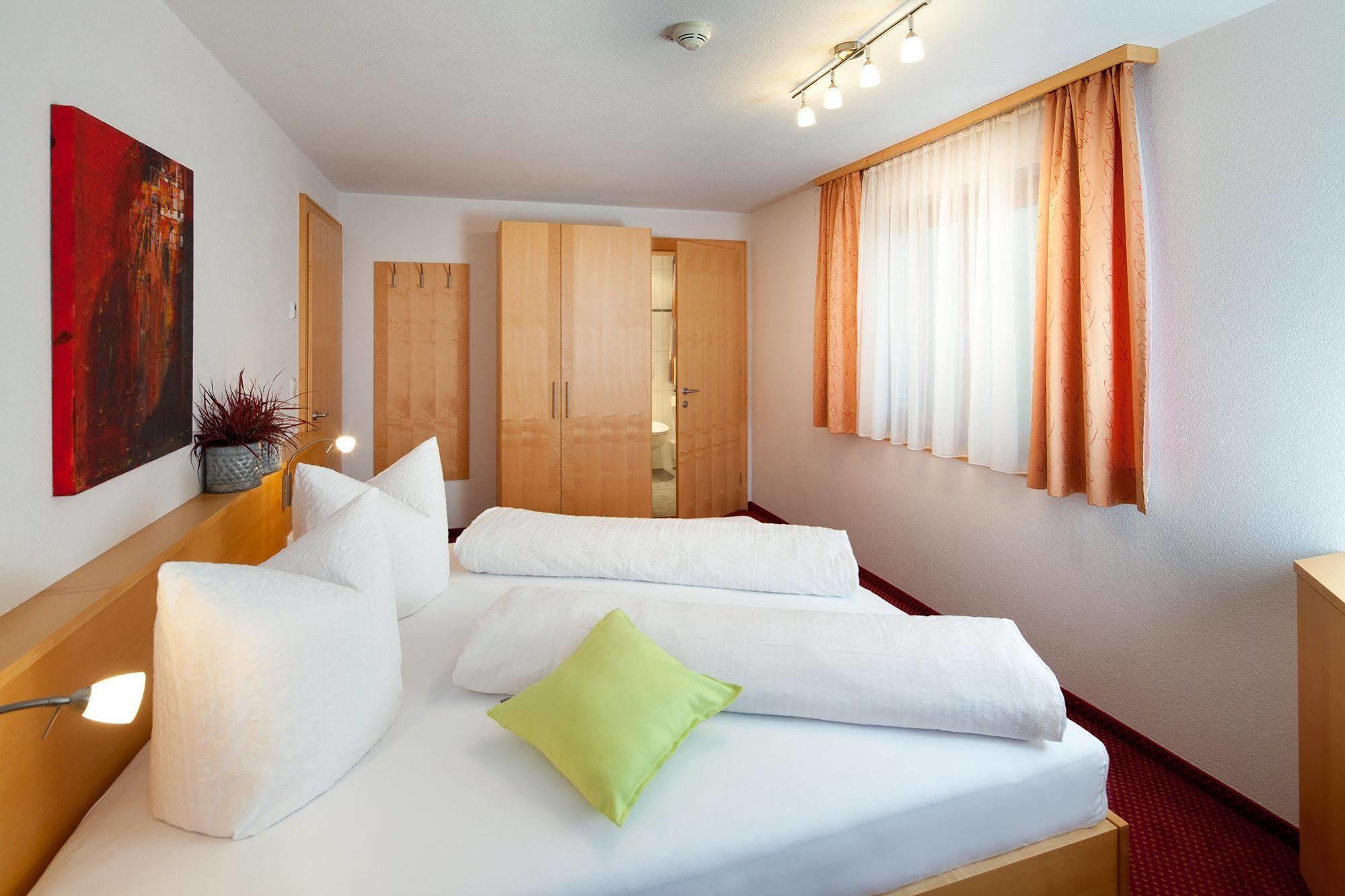 Aparthotel Brunnenhof Damuels Dış mekan fotoğraf
