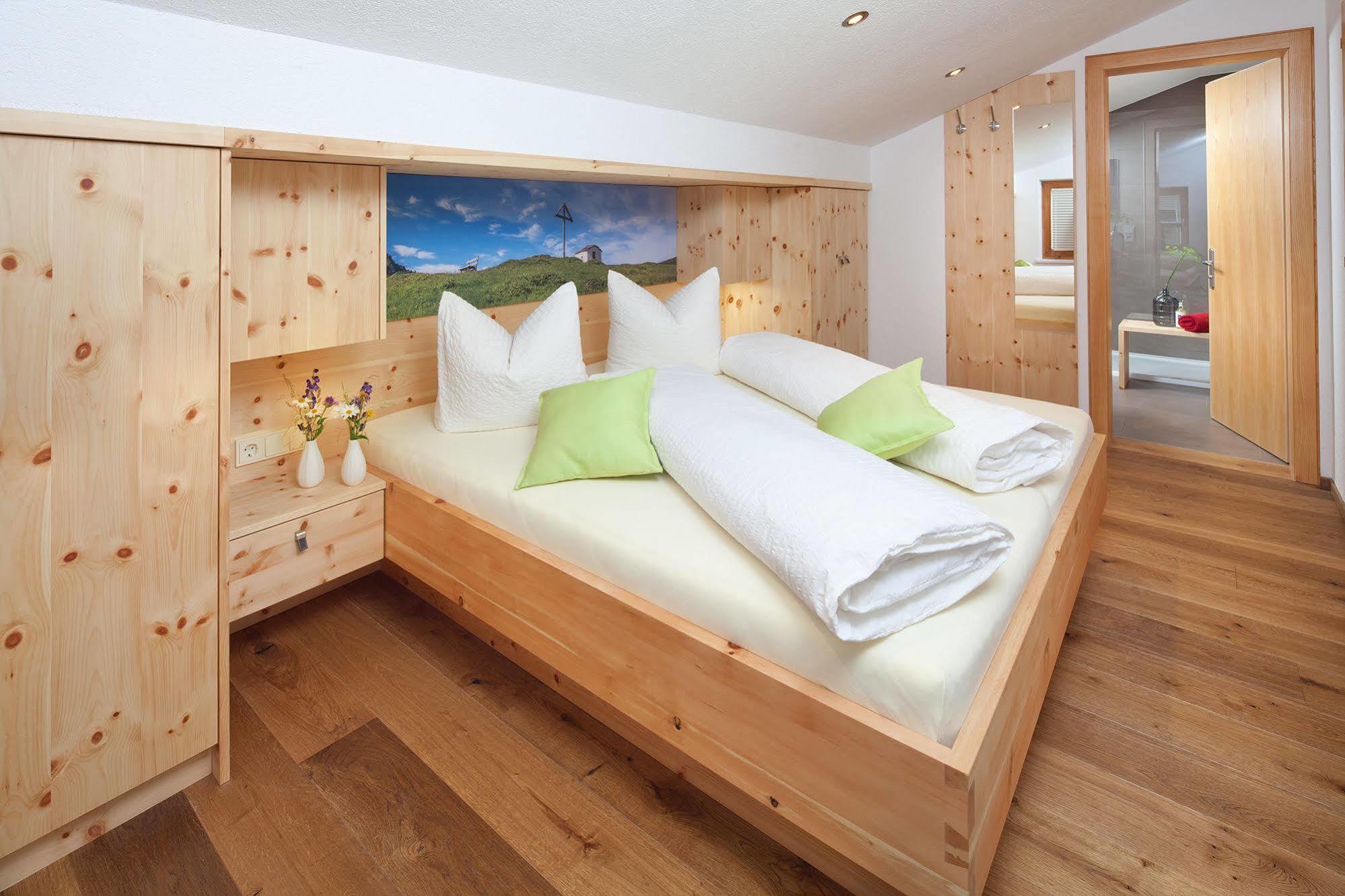 Aparthotel Brunnenhof Damuels Dış mekan fotoğraf
